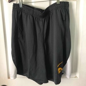 NWT Men's XL Nike Iowa Hawkeye Shorts